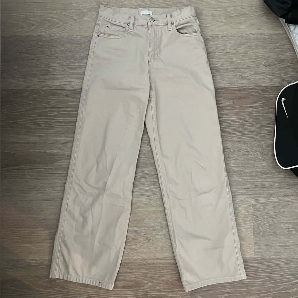 Uniqlo Wide Leg Straight Cut Beige Mid Rise Jeans